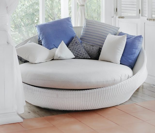 10 Types of Sofa Sets that Sync with Any Living Room Decor