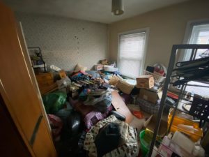studio flat declutter